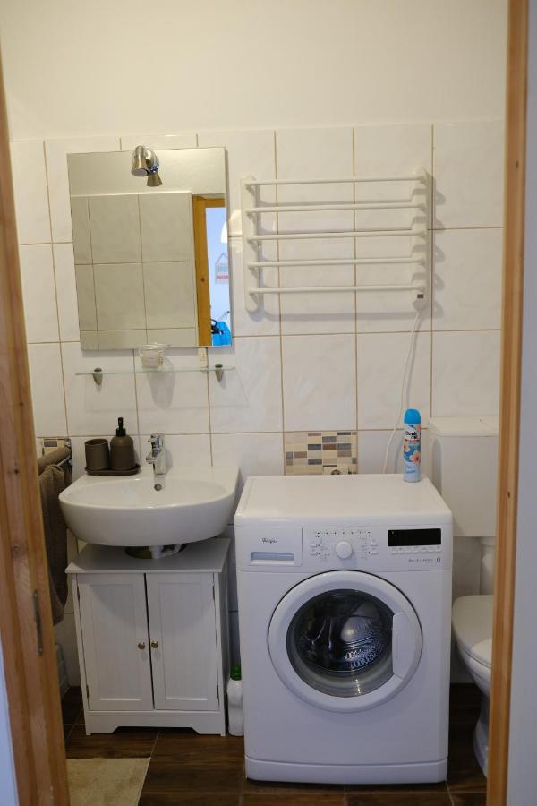 Varfal-Lak Apartman Шопрон Екстериор снимка