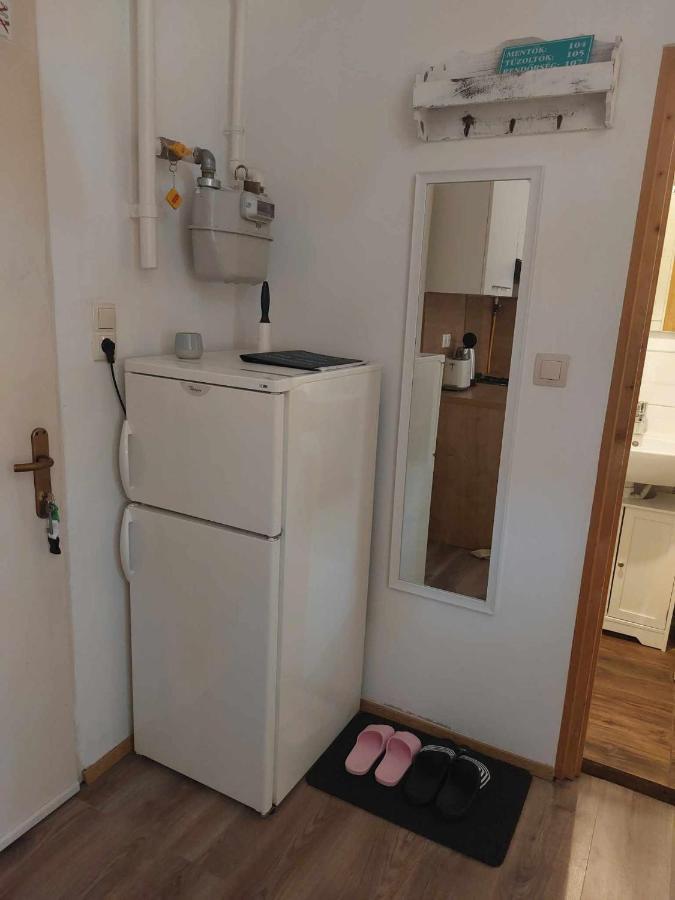 Varfal-Lak Apartman Шопрон Екстериор снимка