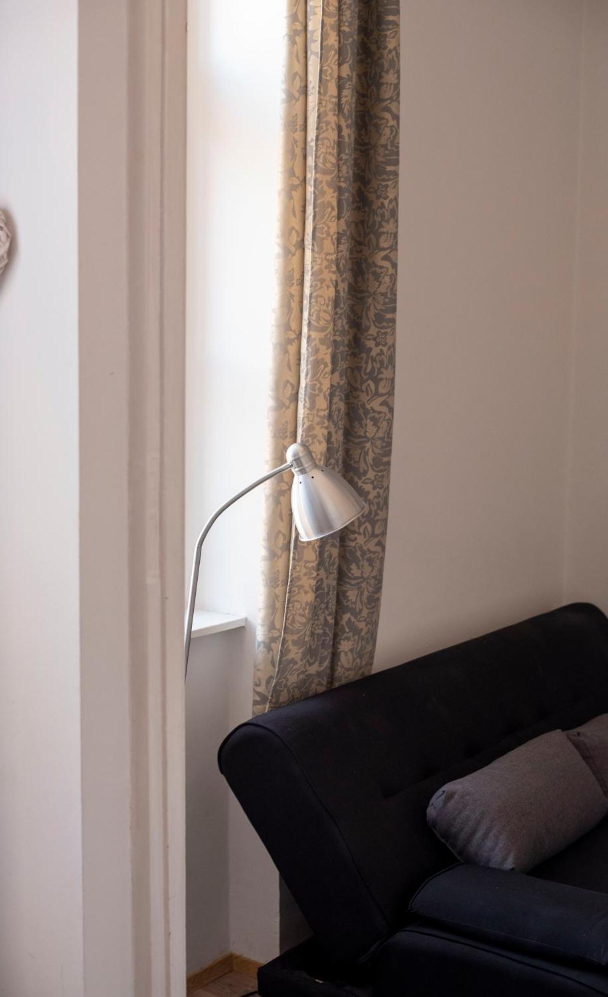 Varfal-Lak Apartman Шопрон Екстериор снимка