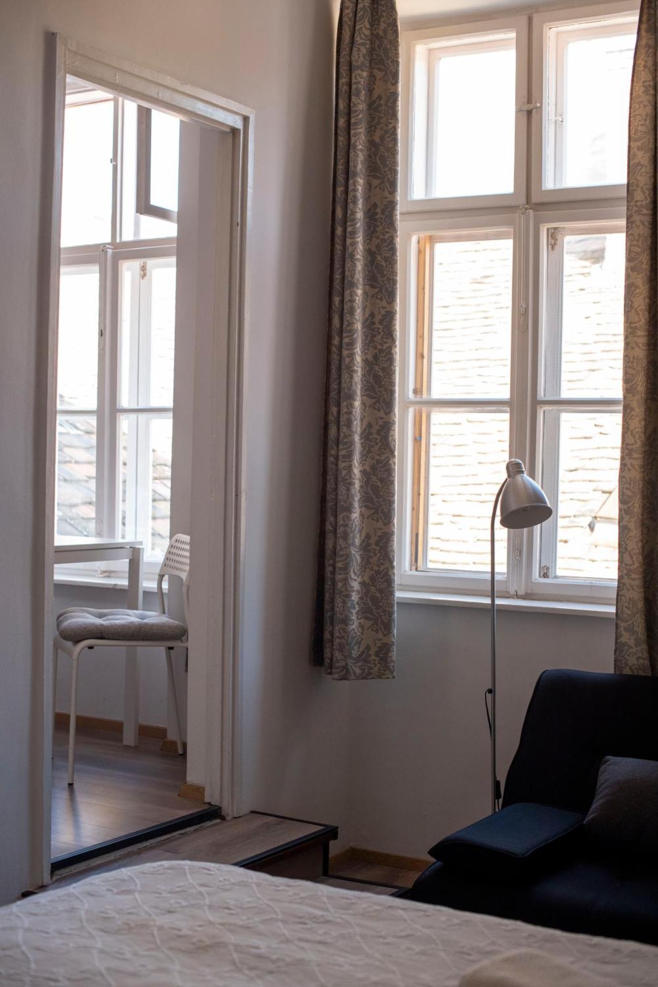Varfal-Lak Apartman Шопрон Екстериор снимка